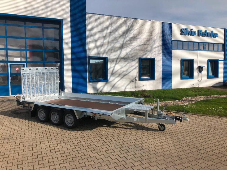 Martz 3-Achs Anhänger Maschinen Tieflader 3500KG *INKL.19% MWST*100KMH*SOFORT!* - Reboque porta máquinas: foto 1 Martz 3-Achs Anhänger Maschinen Tieflader 3500KG *INKL.19% MWST*100KMH*SOFORT!* - Reboque porta máquinas: foto 1
