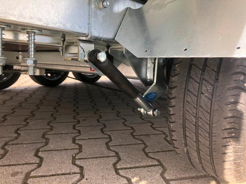Martz 3-Achs Anhänger Maschinen Tieflader 3500KG *INKL.19% MWST*100KMH*SOFORT!* - Reboque porta máquinas: foto 5 Martz 3-Achs Anhänger Maschinen Tieflader 3500KG *INKL.19% MWST*100KMH*SOFORT!* - Reboque porta máquinas: foto 5