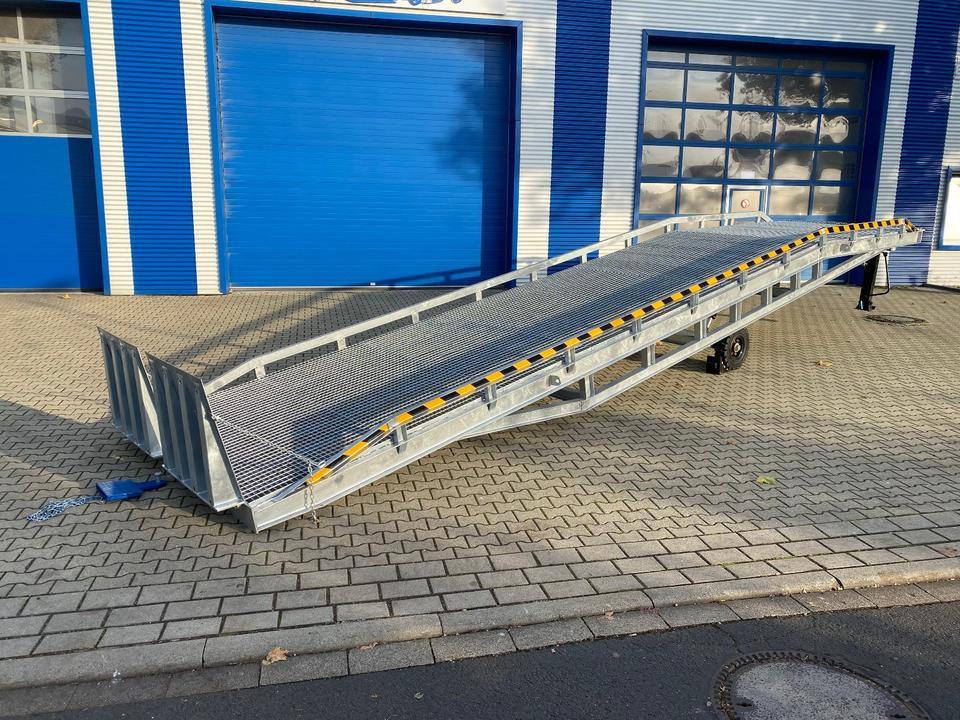 Verladerampe 8t Verzinkt Containerrampe LKW Rampe NEU inkl. Gratis Lieferung *INKL.19% MWST*SOFORT!* - Rampa de carregamento: foto 1 Verladerampe 8t Verzinkt Containerrampe LKW Rampe NEU inkl. Gratis Lieferung *INKL.19% MWST*SOFORT!* - Rampa de carregamento: foto 1
