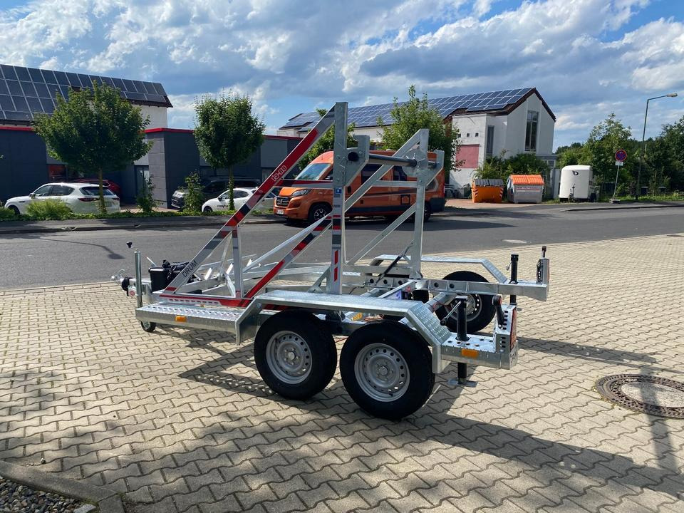 Vermietung / Kabelanhänger 3500KG E-Winde / Nutzlast 2749KG / Kabeltrommel-Anhänger / Glasfaser/ 1 Monat - Reboque para bobinas: foto 3 Vermietung / Kabelanhänger 3500KG E-Winde / Nutzlast 2749KG / Kabeltrommel-Anhänger / Glasfaser/ 1 Monat - Reboque para bobinas: foto 3