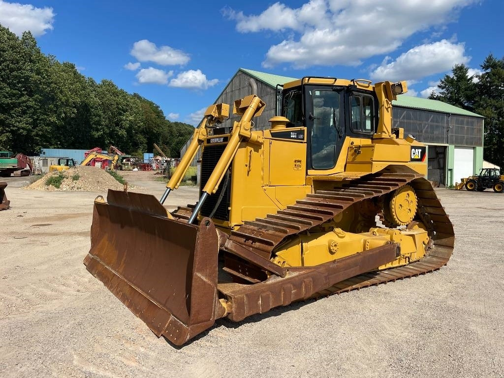 CAT D 6 T LGP - Buldôzer: foto 1 CAT D 6 T LGP - Buldôzer: foto 1