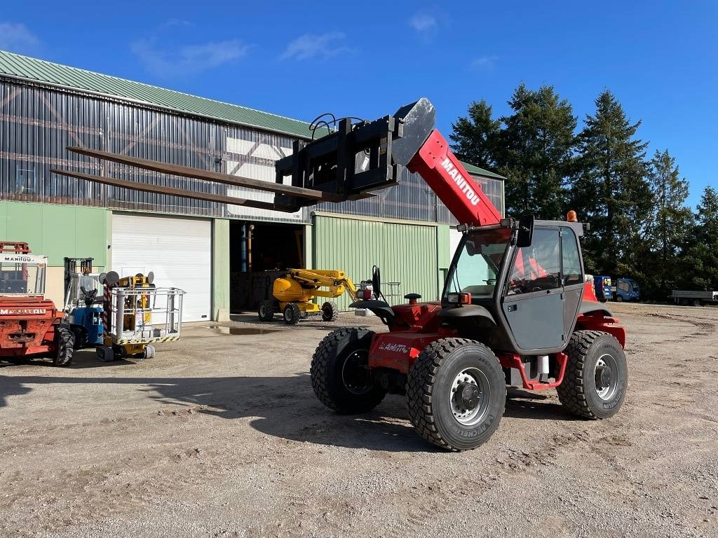 Manitou MVT 675 - Empilhador telescópico: foto 1 Manitou MVT 675 - Empilhador telescópico: foto 1
