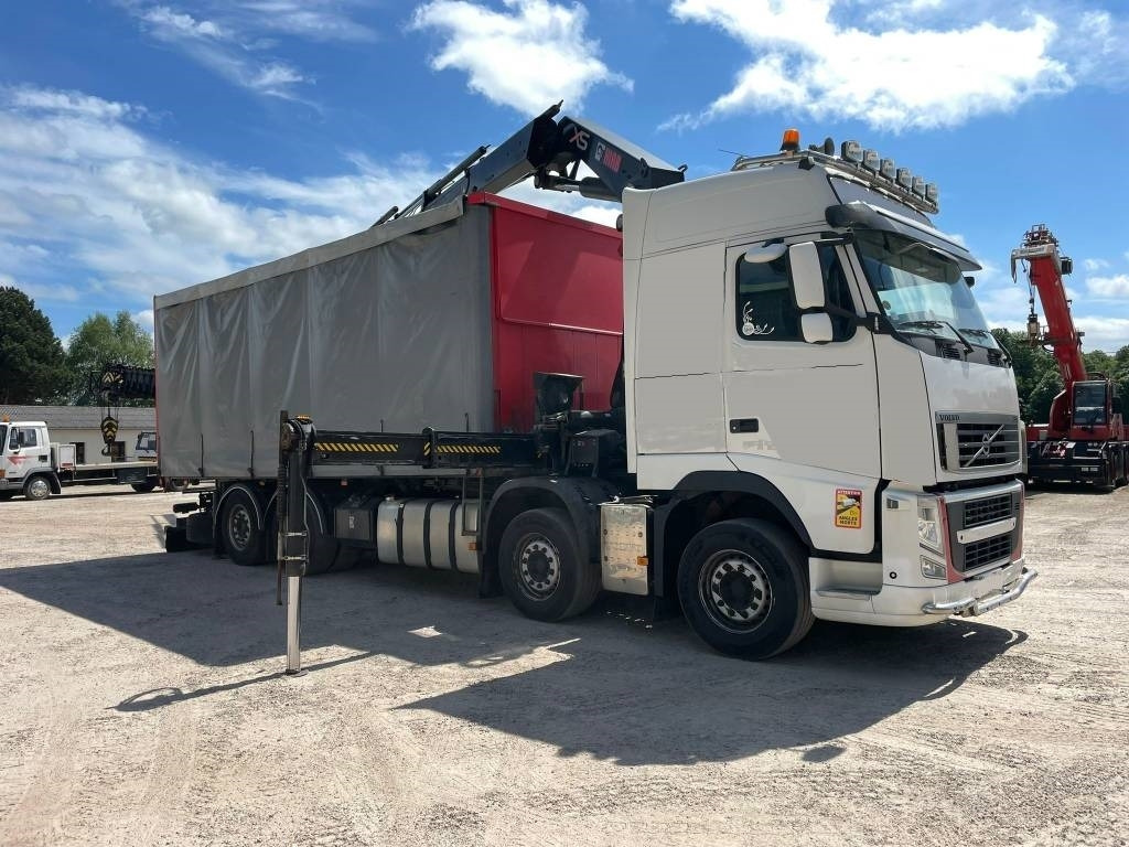 Volvo FH 460 - Camião de lona, Camião grua: foto 1 Volvo FH 460 - Camião de lona, Camião grua: foto 1
