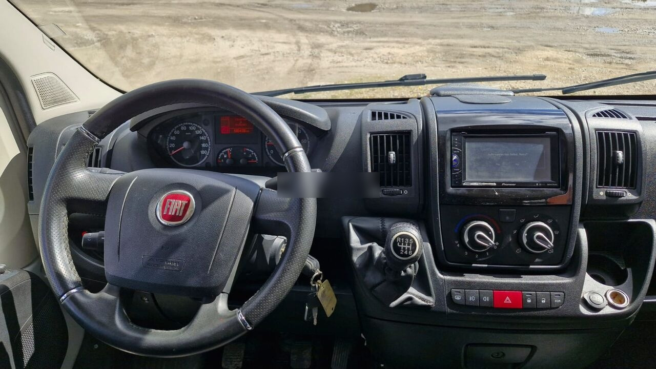 Fotografia de interior 2: Minibus, Furgão de passageiros FIAT DUCATO / PEUGEOT BOXER / 3.0 HDI / 16 PLACE / HANDICAP / 2 X CLI
