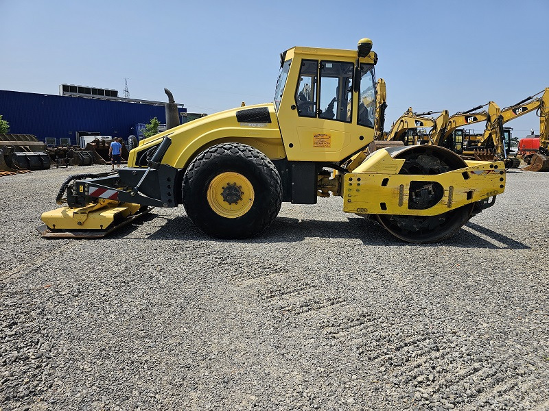BOMAG - Compactador: foto 5 BOMAG - Compactador: foto 5