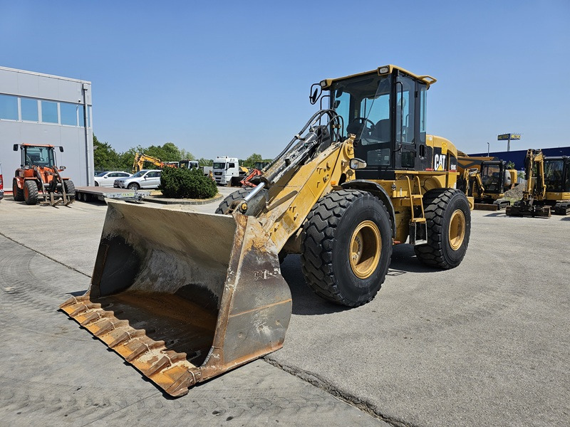 CATERPILLAR 930G - Pá carregadora de rodas: foto 1 CATERPILLAR 930G - Pá carregadora de rodas: foto 1