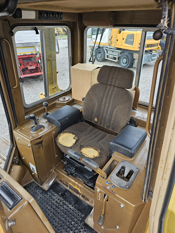 Locação financeira de CATERPILLAR D4H CATERPILLAR D4H: foto 10