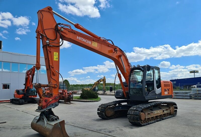 Hitachi ZX180LC-3 - Escavadora de rastos: foto 2 Hitachi ZX180LC-3 - Escavadora de rastos: foto 2