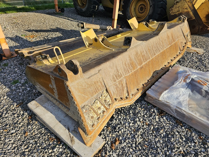 Locação financeira de KOMATSU D65WX-17 KOMATSU D65WX-17: foto 20 Locação financeira de KOMATSU D65WX-17 KOMATSU D65WX-17: foto 20