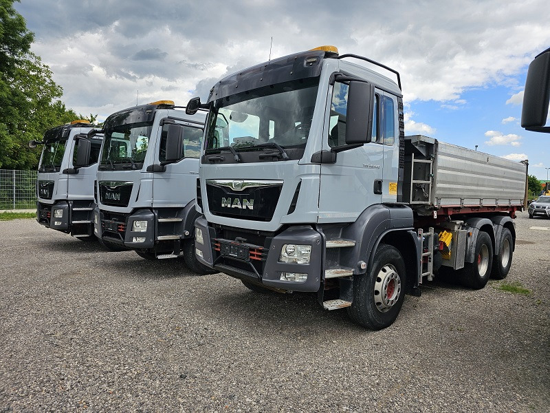 MAN TGS 26.440 6x4 EUR 6 Intarder kipper - Camião basculante: foto 1 MAN TGS 26.440 6x4 EUR 6 Intarder kipper - Camião basculante: foto 1