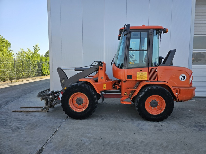 VOLVO L30G - Pá carregadora de rodas: foto 2 VOLVO L30G - Pá carregadora de rodas: foto 2