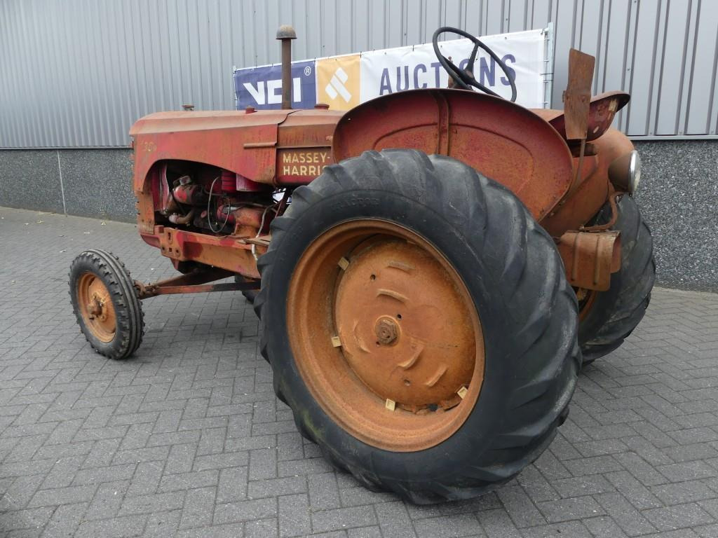 Massey Harris 30K - Trator: foto 5 Massey Harris 30K - Trator: foto 5