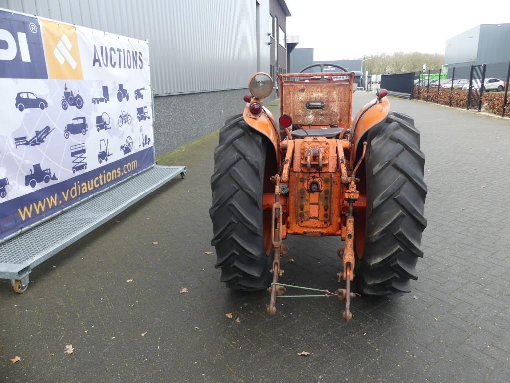 Trator Renault Super 7 Vineyard: foto 47