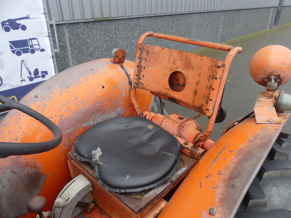 Trator Renault Super 7 Vineyard: foto 19