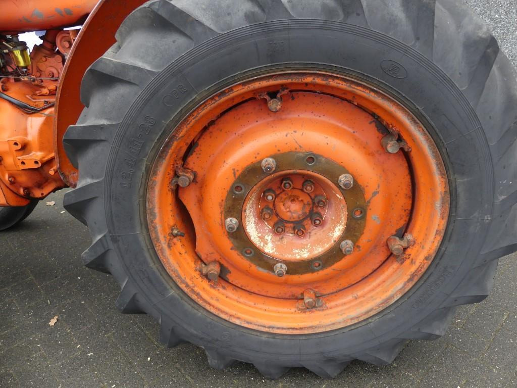Trator Renault Super 7 Vineyard: foto 13