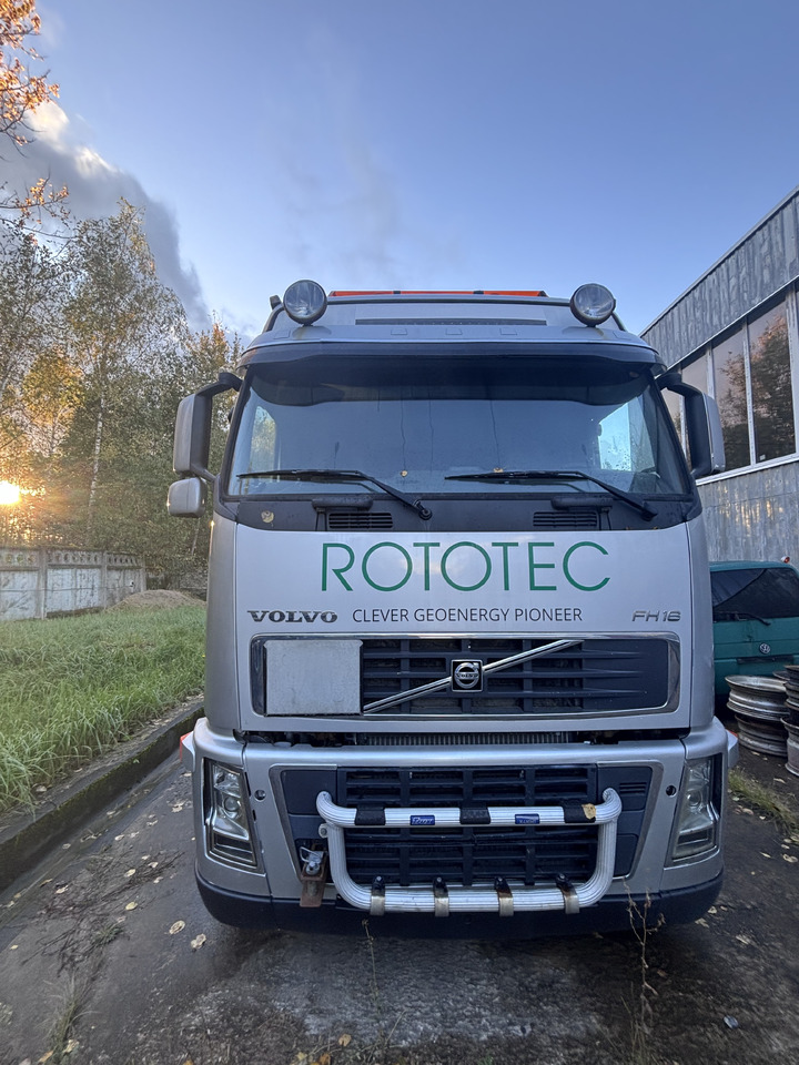 VOLVO FH16 - 580 - Camião polibenne: foto 1 VOLVO FH16 - 580 - Camião polibenne: foto 1