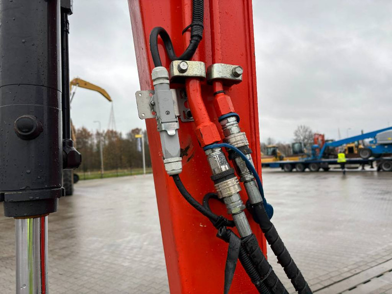 Mini escavadeira Kubota U55-4: foto 13 Mini escavadeira Kubota U55-4: foto 13