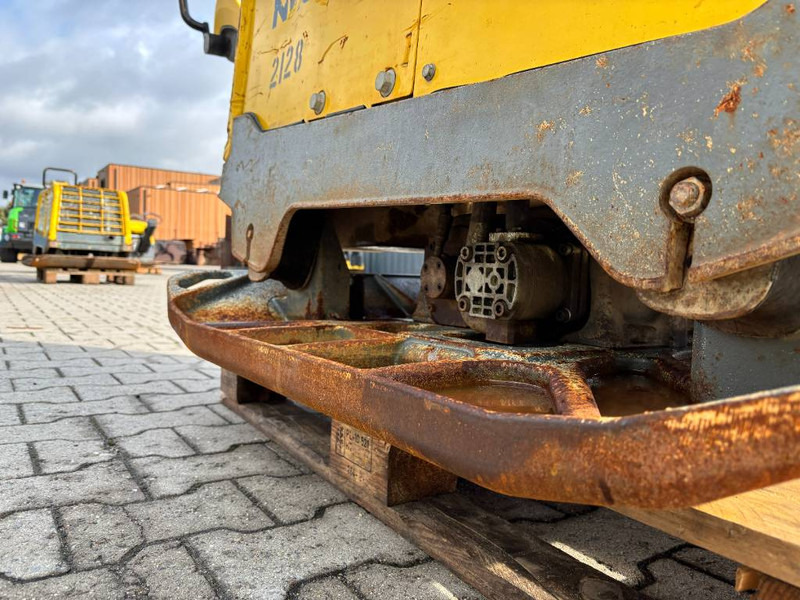 Placas vibratórias WACKER NEUSON DPU110 Lem 970: foto 12 Placas vibratórias WACKER NEUSON DPU110 Lem 970: foto 12