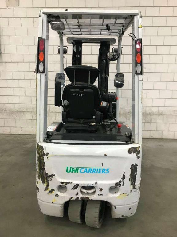Unicarriers TX 3/18 - Empilhador elétrico: foto 3 Unicarriers TX 3/18 - Empilhador elétrico: foto 3