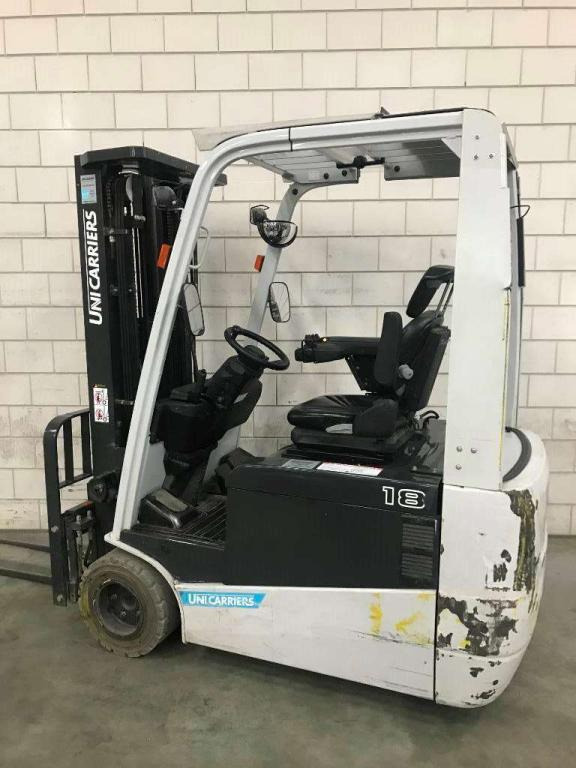 Unicarriers TX 3/18 - Empilhador elétrico: foto 2 Unicarriers TX 3/18 - Empilhador elétrico: foto 2