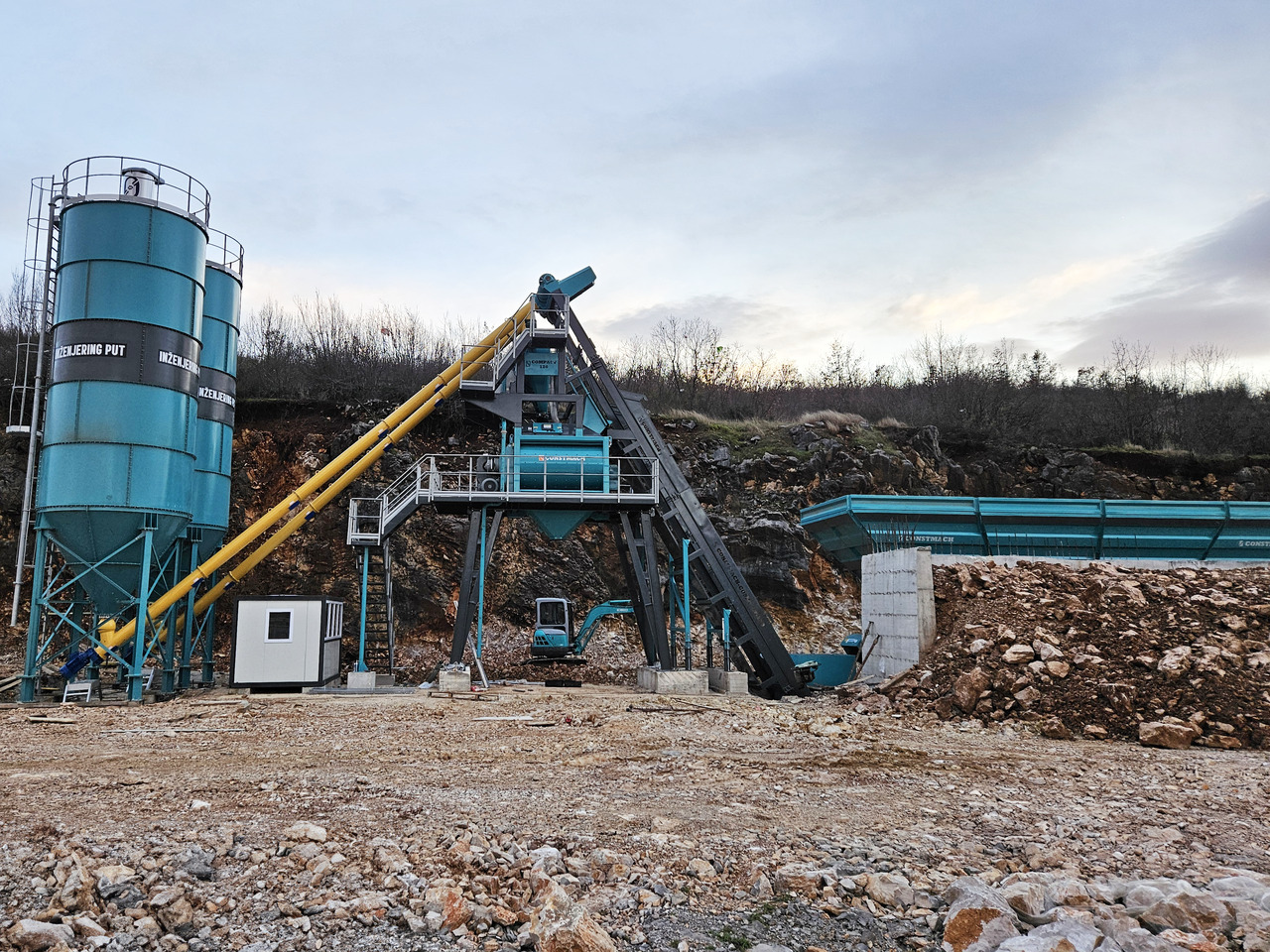 Constmach 120 m³/h Compact Concrete Batching Plant - Central de betão: foto 2 Constmach 120 m³/h Compact Concrete Batching Plant - Central de betão: foto 2