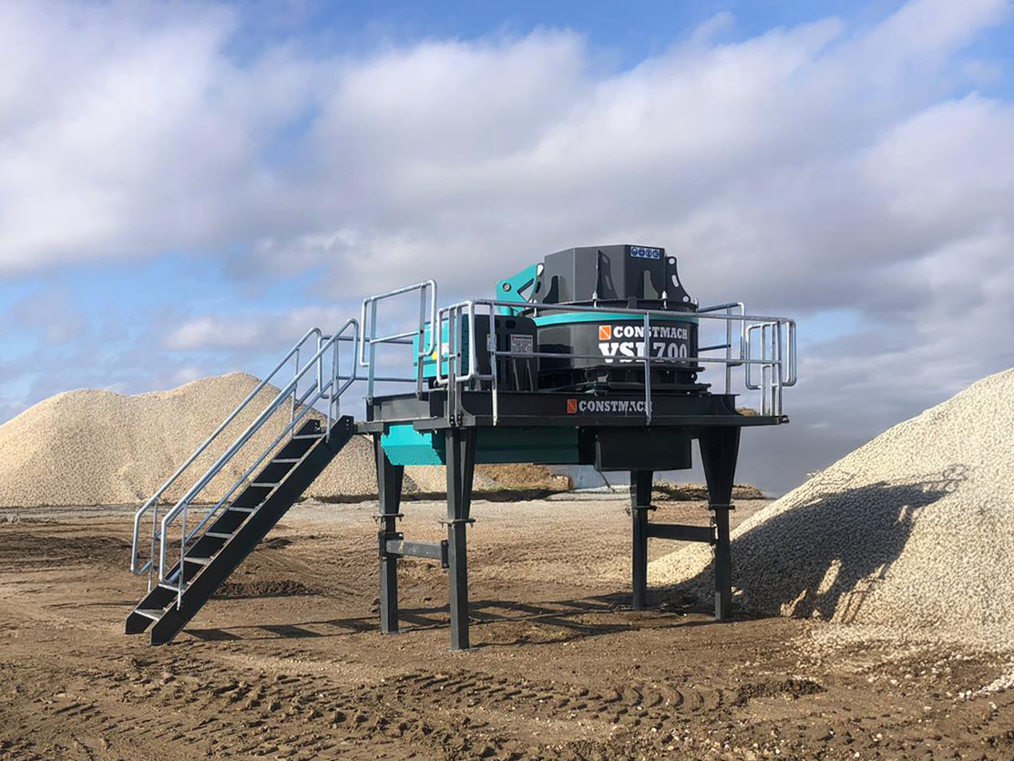 Constmach Concasseur à Percussion à Axe Vertical d'une Capacité de 65 à 400 T/H - Britador de impacto: foto 3 Constmach Concasseur à Percussion à Axe Vertical d'une Capacité de 65 à 400 T/H - Britador de impacto: foto 3