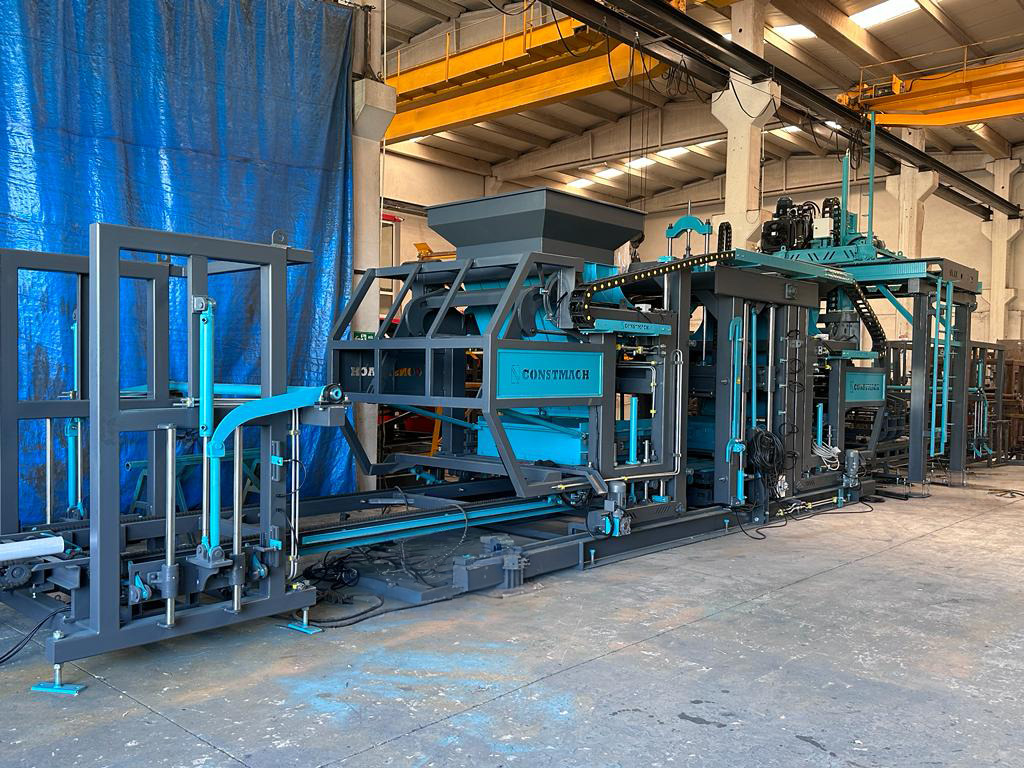 Constmach Machine de Fabrication de Blocs de Béton BS-25 (Machine de Pavage en Béton) - Máquina de fazer bloco: foto 3 Constmach Machine de Fabrication de Blocs de Béton BS-25 (Machine de Pavage en Béton) - Máquina de fazer bloco: foto 3
