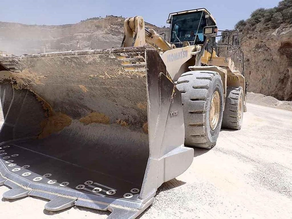 Komatsu WA600-8EO - Pá carregadora de rodas: foto 2 Komatsu WA600-8EO - Pá carregadora de rodas: foto 2