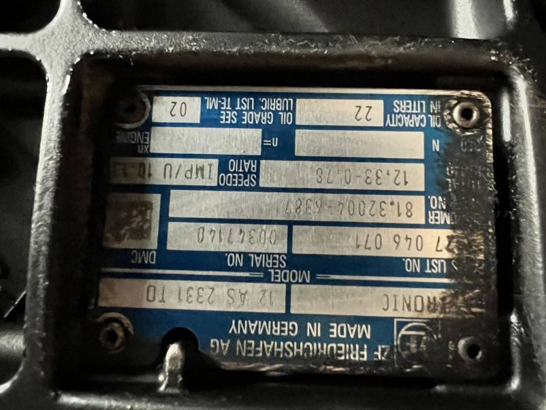 MAN TGA ZF Getriebe 12AS2331 TO - Caixa de velocidade para Camião: foto 4 MAN TGA ZF Getriebe 12AS2331 TO - Caixa de velocidade para Camião: foto 4