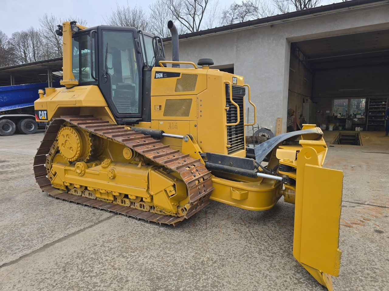 CATERPILLAR D 6 N XL - Buldôzer: foto 3 CATERPILLAR D 6 N XL - Buldôzer: foto 3