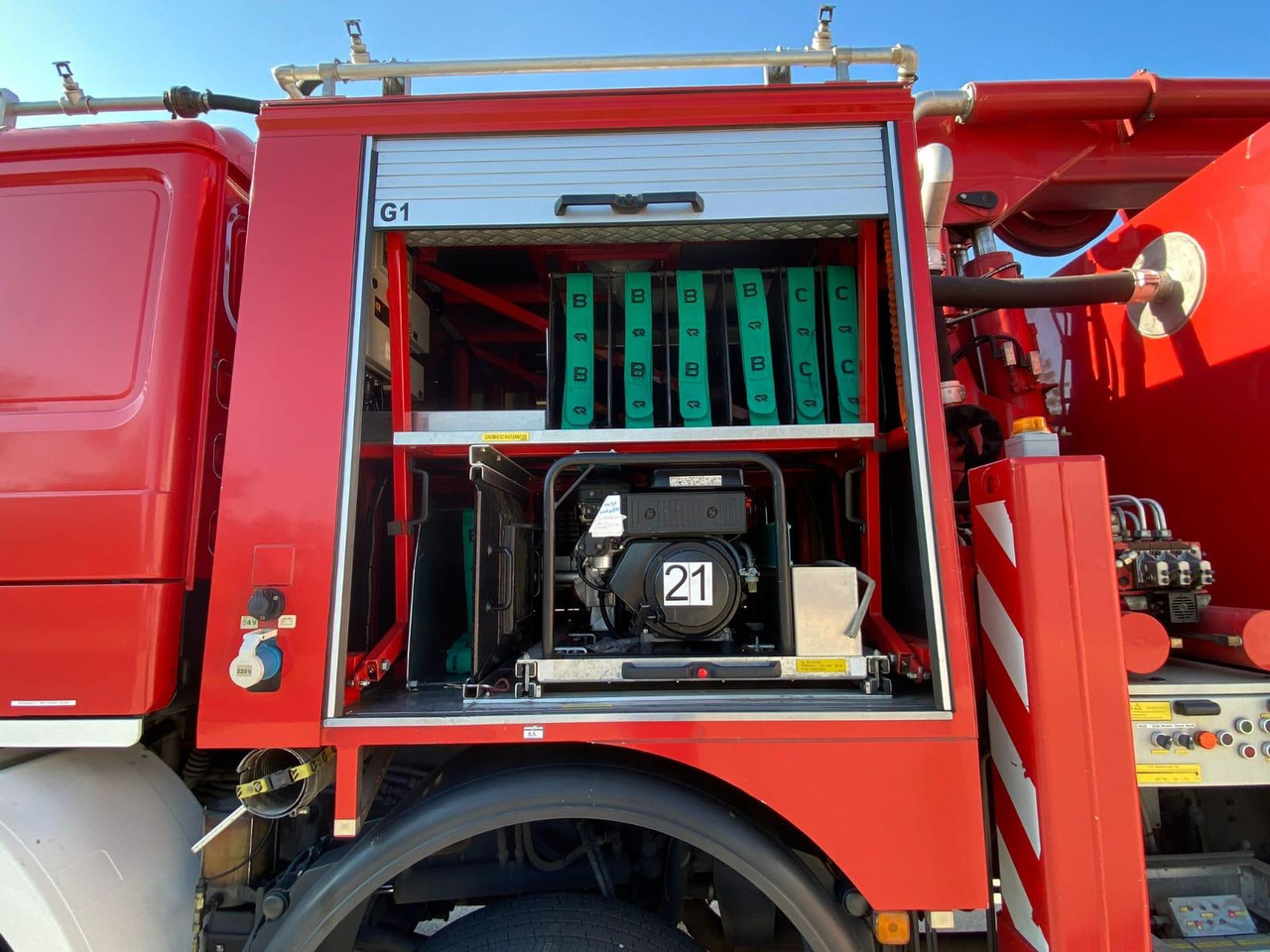 MAN 35.403 - Carro de bombeiro: foto 5 MAN 35.403 - Carro de bombeiro: foto 5