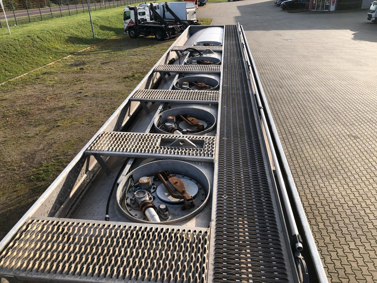 ROHR TAL-A-ZE 4Kammern*ADR*BENZIN*DIESEL*HEIZÖL - Semi-reboque cisterna: foto 5 ROHR TAL-A-ZE 4Kammern*ADR*BENZIN*DIESEL*HEIZÖL - Semi-reboque cisterna: foto 5