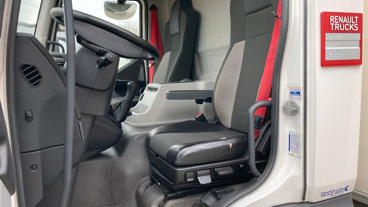 Camião furgão novo Renault D7.5 210 LOW  LBW Schaltgetriebe: foto 18