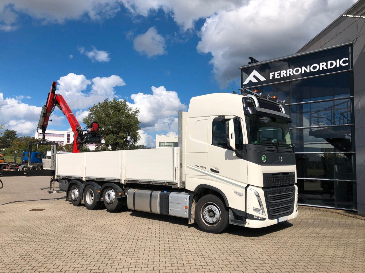 Volvo FH460 8x2 TRIDEM VLA&NLA gelenkt*FASSI F215AS.24 - Camião de caixa aberta/ Plataforma, Camião grua: foto 5 Volvo FH460 8x2 TRIDEM VLA&NLA gelenkt*FASSI F215AS.24 - Camião de caixa aberta/ Plataforma, Camião grua: foto 5