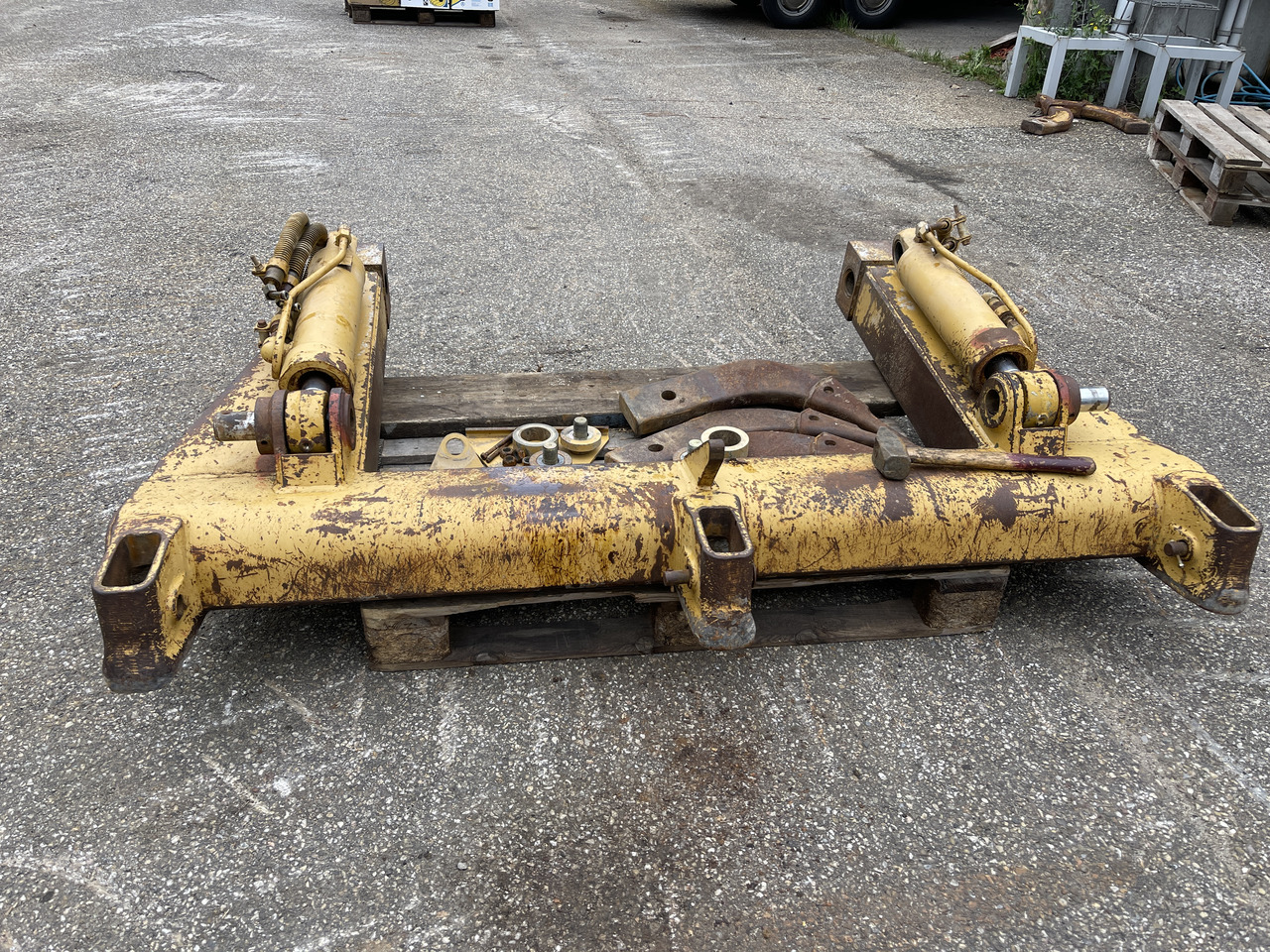 CATERPILLAR Multi Shank - Escarificador para Pá carregadoras de rastos: foto 4 CATERPILLAR Multi Shank - Escarificador para Pá carregadoras de rastos: foto 4