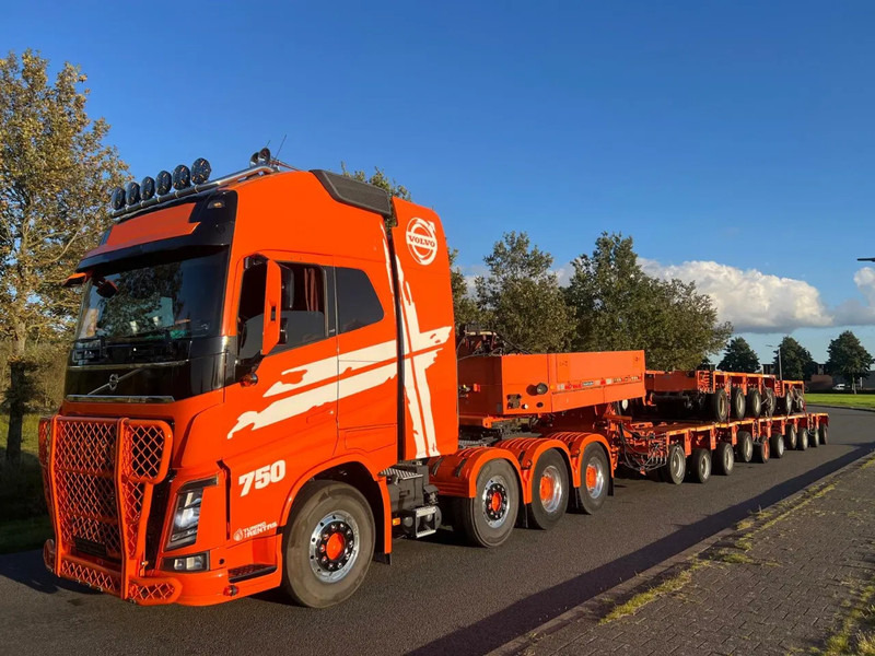 Goldhofer THP LTSO 16 Lines - Semi-reboque: foto 1 Goldhofer THP LTSO 16 Lines - Semi-reboque: foto 1