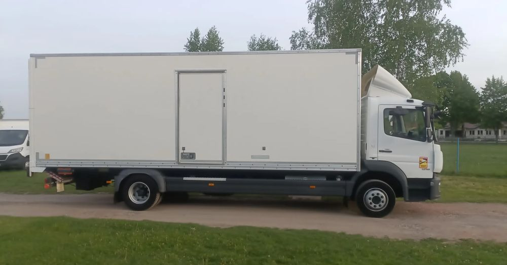 Mercedes-Benz Atego 1218 - Camião furgão: foto 4 Mercedes-Benz Atego 1218 - Camião furgão: foto 4