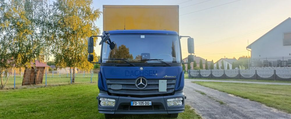 Mercedes-Benz Atego - Camião furgão: foto 2 Mercedes-Benz Atego - Camião furgão: foto 2
