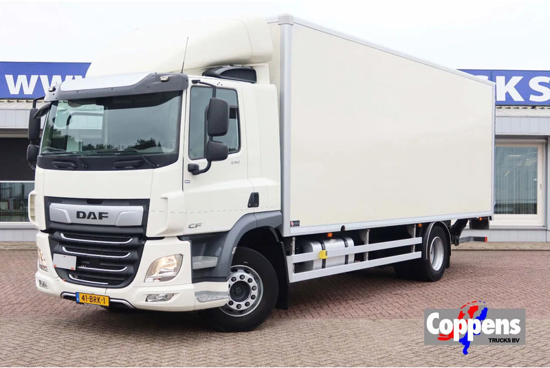 DAF CF 290 Bakwagen+Klep Dhollandia 1500 kg - Camião furgão: foto 1 DAF CF 290 Bakwagen+Klep Dhollandia 1500 kg - Camião furgão: foto 1