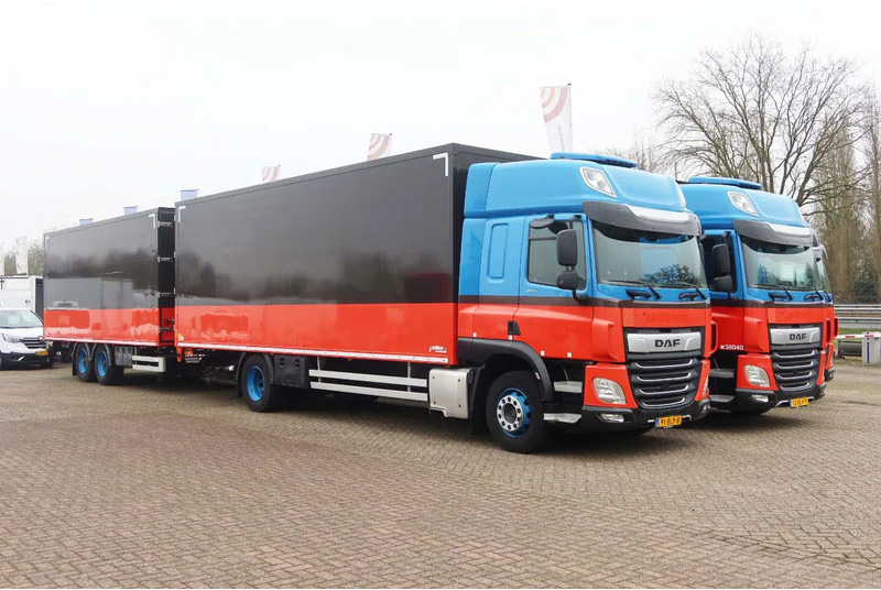 DAF CF 410 Bakwagen + trailer 2x Dhollandia 2000 KG klep - Camião furgão: foto 2 DAF CF 410 Bakwagen + trailer 2x Dhollandia 2000 KG klep - Camião furgão: foto 2