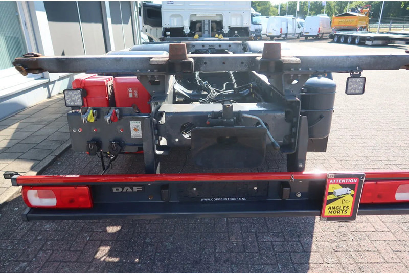 DAF XF 106.450 Wissellaadbaksysteem / Chassis - Camião transportador de contêineres/ Caixa móvel: foto 4 DAF XF 106.450 Wissellaadbaksysteem / Chassis - Camião transportador de contêineres/ Caixa móvel: foto 4