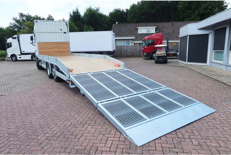 DAF XF 106.480 106 XF 480 - Camião transporte de veículos: foto 3 DAF XF 106.480 106 XF 480 - Camião transporte de veículos: foto 3