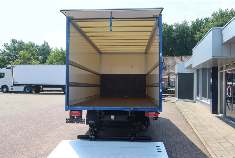 Iveco 72 C 18 Automaat + klep - Camião furgão: foto 4 Iveco 72 C 18 Automaat + klep - Camião furgão: foto 4
