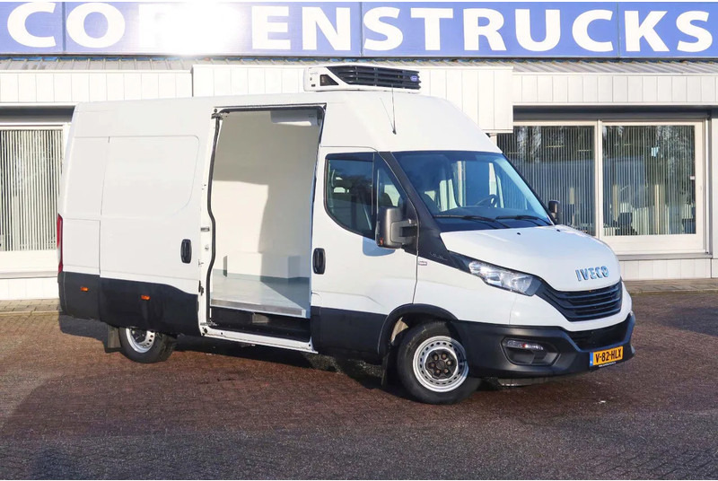 Iveco Daily 35S16 Koel/Vries L2/H2 Carrier Xarios 350 Koel/Vries/Verwarmen + nachtaansluiting 220 volt - Carrinha frigorífica: foto 3 Iveco Daily 35S16 Koel/Vries L2/H2 Carrier Xarios 350 Koel/Vries/Verwarmen + nachtaansluiting 220 volt - Carrinha frigorífica: foto 3