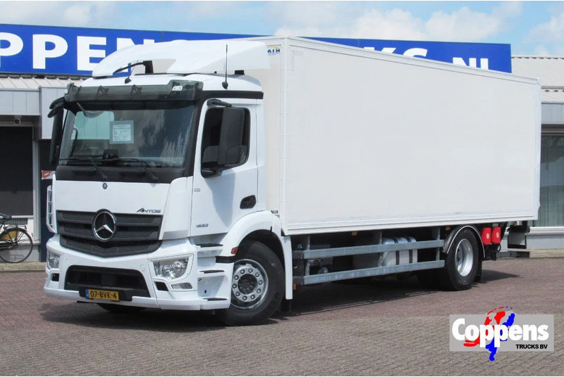 Mercedes-Benz Actros 1832 1832 LL 4x2 - Camião furgão: foto 1 Mercedes-Benz Actros 1832 1832 LL 4x2 - Camião furgão: foto 1