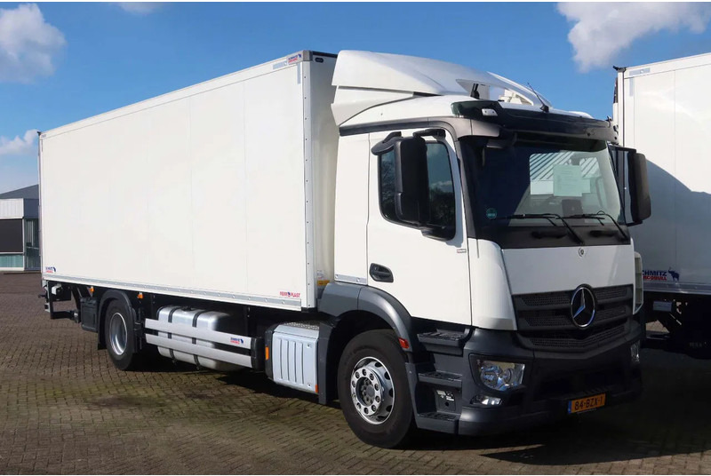 Mercedes-Benz Actros 1936 LL Koel/Vries Bitemp - Camião frigorífico: foto 2 Mercedes-Benz Actros 1936 LL Koel/Vries Bitemp - Camião frigorífico: foto 2