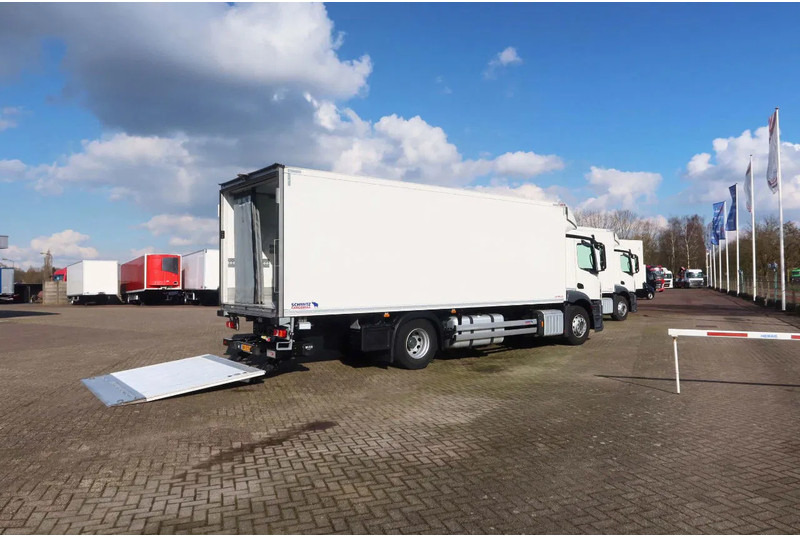 Mercedes-Benz Actros 1936 LL Koel/Vries Bitemp - Camião frigorífico: foto 3 Mercedes-Benz Actros 1936 LL Koel/Vries Bitemp - Camião frigorífico: foto 3