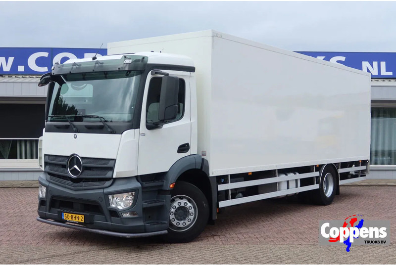 Mercedes-Benz Antos 1924 LL Bakwagen + laadklep 2500 kg - Camião furgão: foto 1 Mercedes-Benz Antos 1924 LL Bakwagen + laadklep 2500 kg - Camião furgão: foto 1