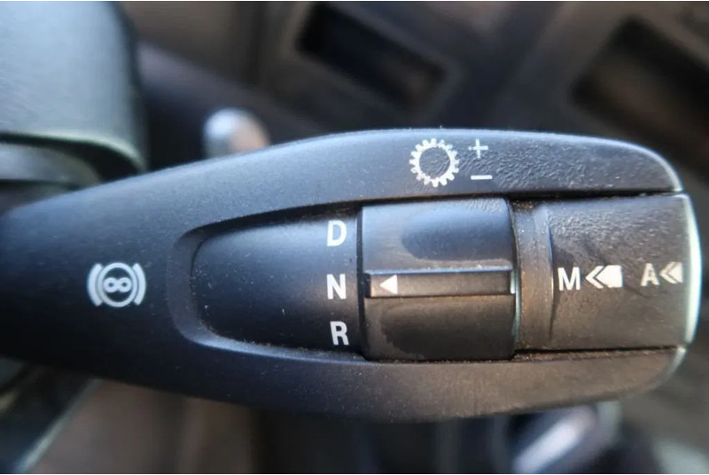 Camião furgão Mercedes-Benz Antos 2127 L Bak+Klep 2000 kg Euro 6: foto 6