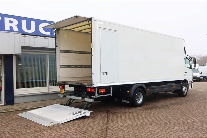 Mercedes-Benz Atego 1521 L Bak+Klep Dhollandia - Camião furgão: foto 3 Mercedes-Benz Atego 1521 L Bak+Klep Dhollandia - Camião furgão: foto 3